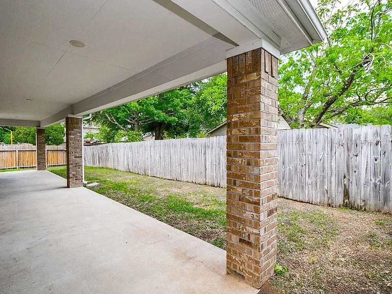 927 Grand Junction Dr — Photo 25