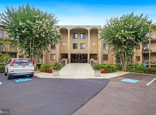 7425 Democracy Blvd APT 315, Bethesda, MD 20817