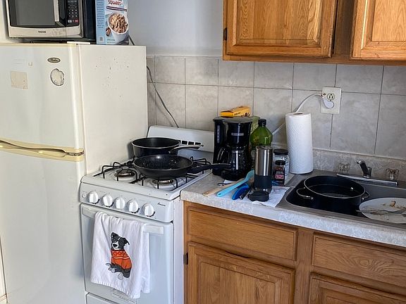 3rd image of 68-28 Nansen St #1R
