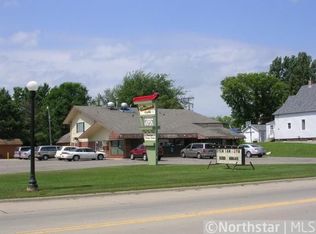 208 4th Ave SW, New Prague, MN 56071