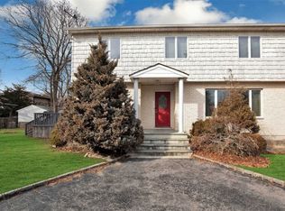 1428 Arndt Pl, Baldwin, NY 11510