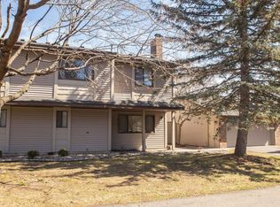 1800 Covington Ln, Eagan, MN 55122
