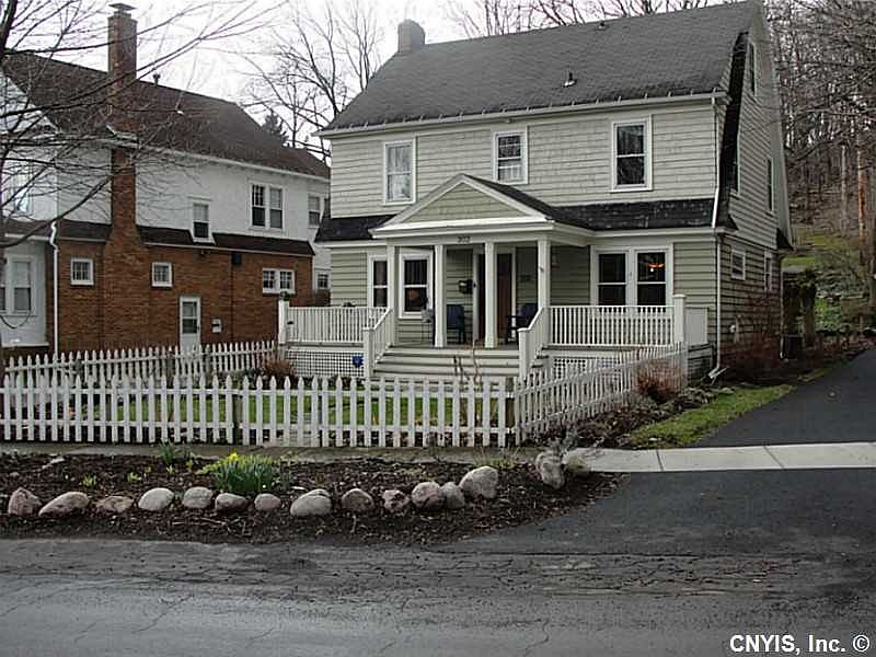 1st image of 302 Houston Ave