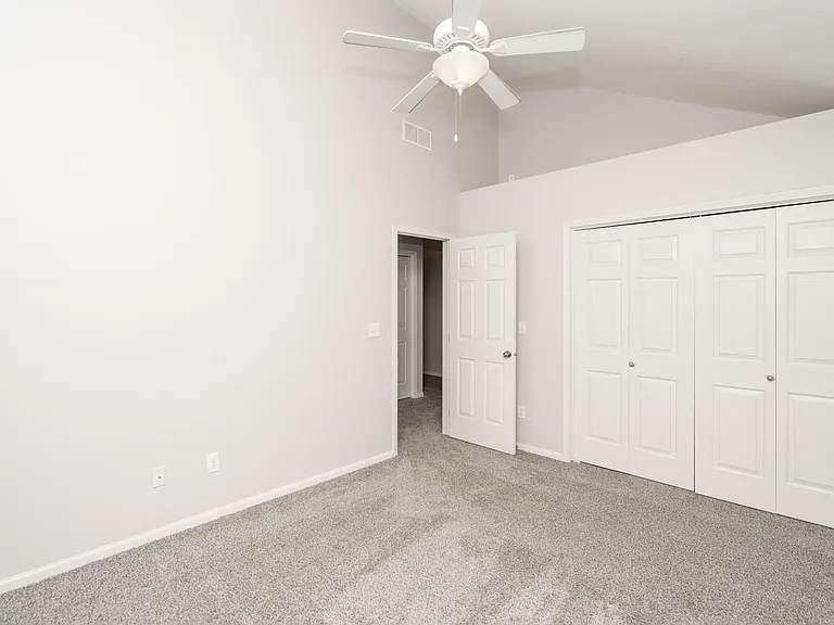 1151 SE Village View Ln — Photo 14