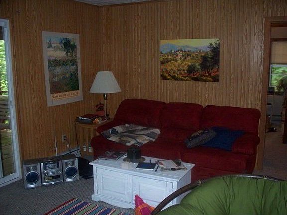 Large Living Room to enjoy the view