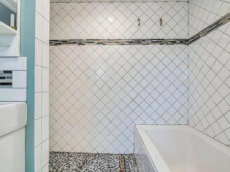 2314 Santa Rosa St — Photo 12
