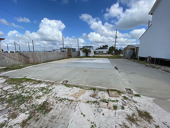 5th image of 712 Highway 98