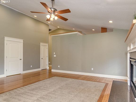 3rd image of 8615 NE 94th Ave