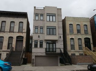 421 W Armitage Ave #1, Chicago, IL 60614