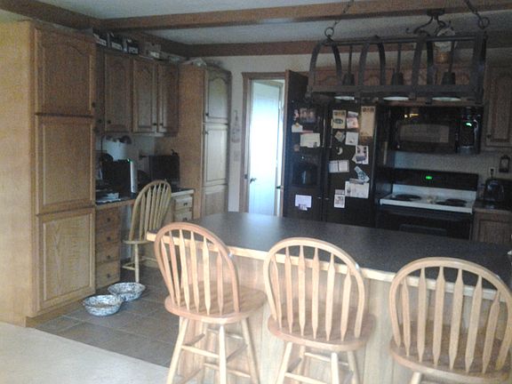 3rd image of 627 S County Road 850 W