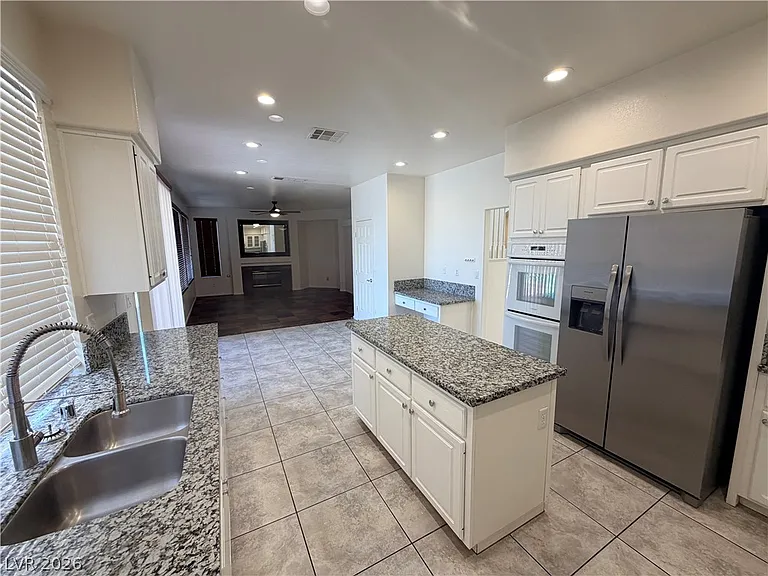 925 Lexington Cross Dr — Photo 25