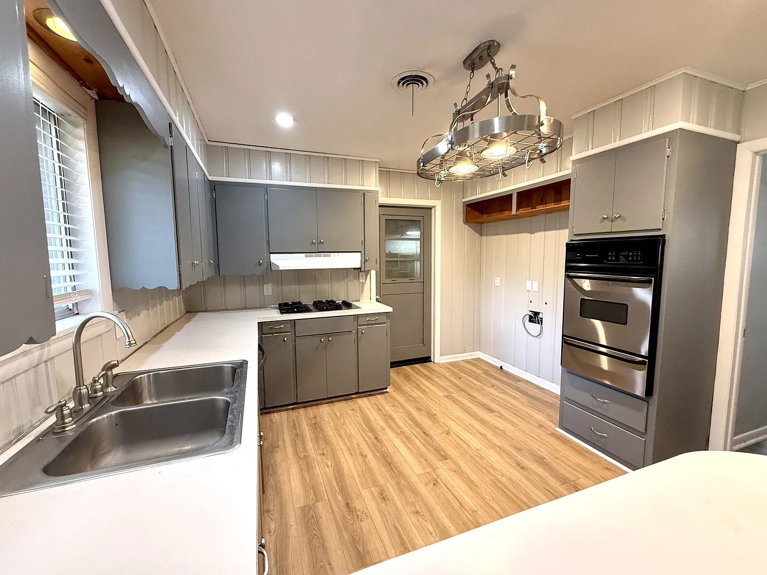 1737 Mount Washington Road - 1 — Photo 3