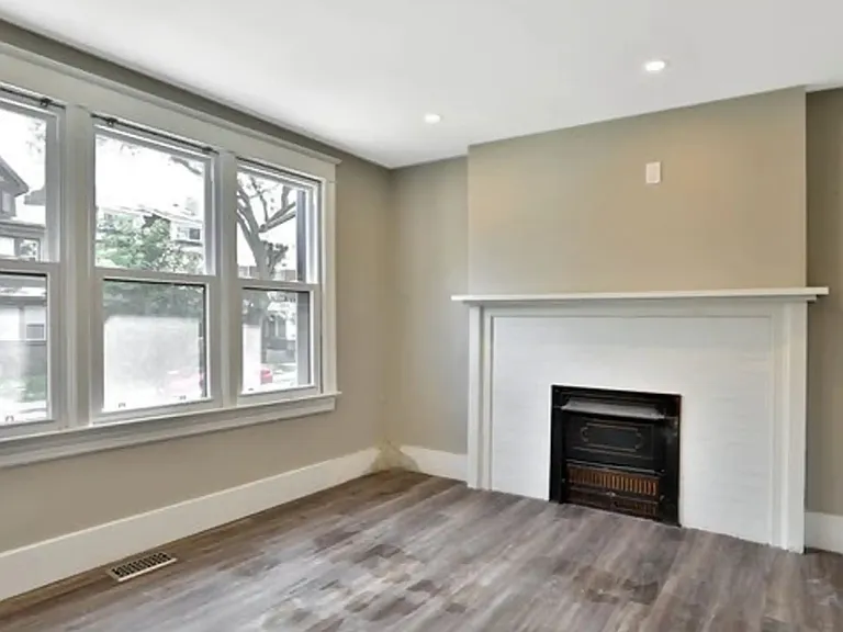29 Gibson Ave — Photo 6