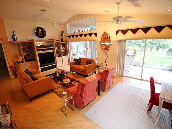 2nd image of 7559 Caprio Dr