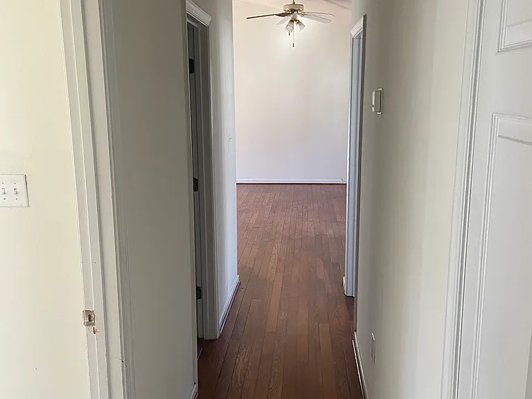 1409 Willis St — Photo 7