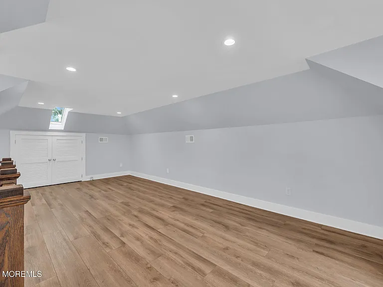 83 Pearl St — Photo 22