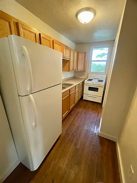 400 2nd Ave SW - 31-2 — Photo 3