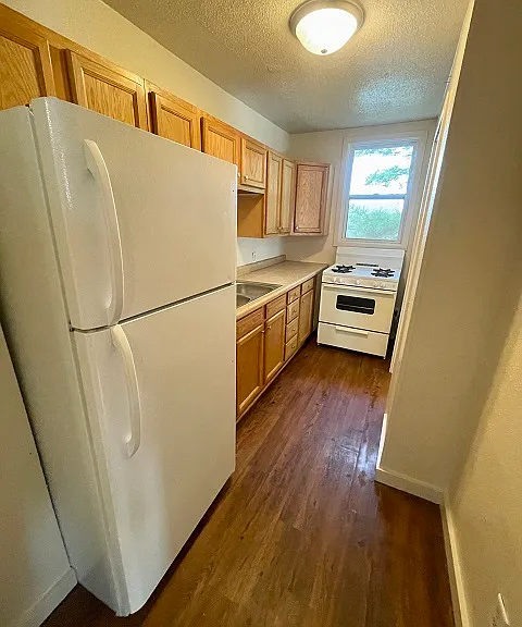 400 2nd Ave SW #2 — Photo 3