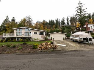 9409 SE Sun Crest Dr, Happy Valley, OR 97086