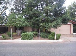 6357 N Carica Ave, Fresno, CA 93722