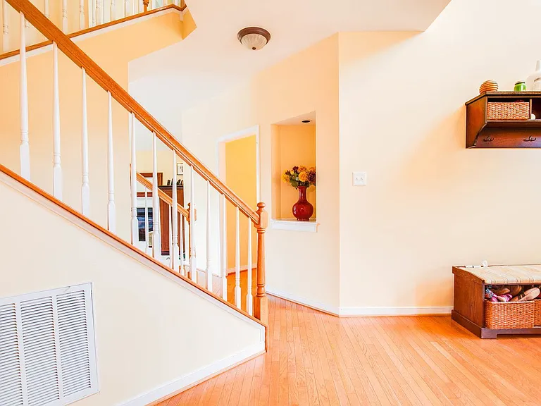 3420 Eagles Roost Rd — Photo 6