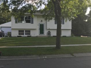 980 21st St SE, Rochester, MN 55904