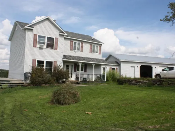 527 Willis Rd, West Charleston, VT 05872