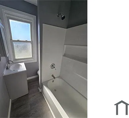 6 bed, 1504 sqft, $2,300 — Photo 4