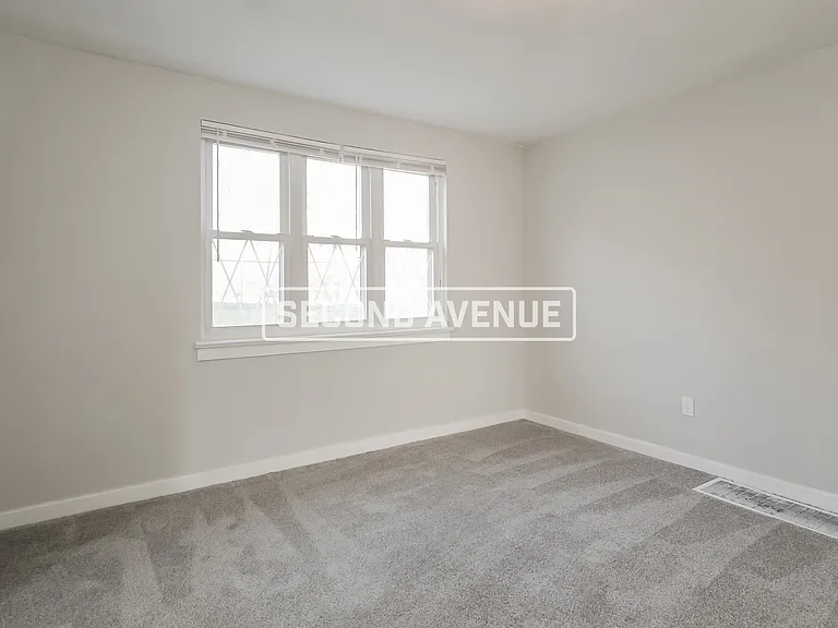 610 Churchill Ave — Photo 13