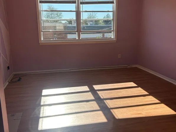 4423 Strahle St Floor 2, Philadelphia, PA 19136