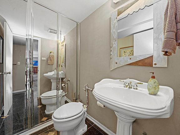 Powder Room