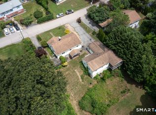 32 Cedar Lane, Montville, CT 06382