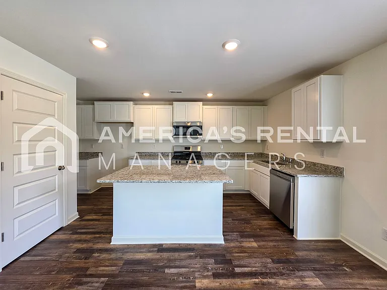 2132 Addison Way SW — Photo 15
