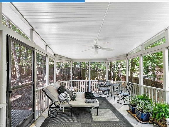 Porch off master bedroom