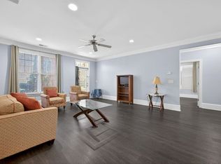 401 Finsbury St APT 102, Durham, NC 27703