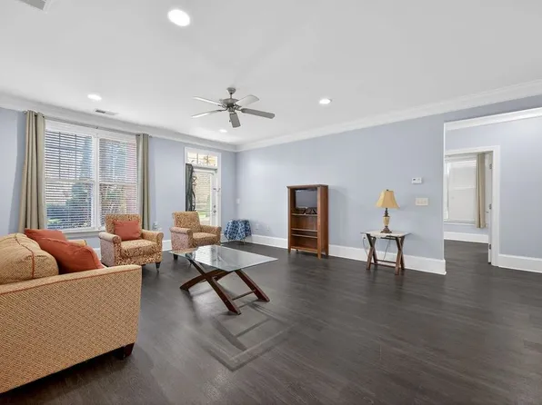 401 Finsbury St, Durham, NC