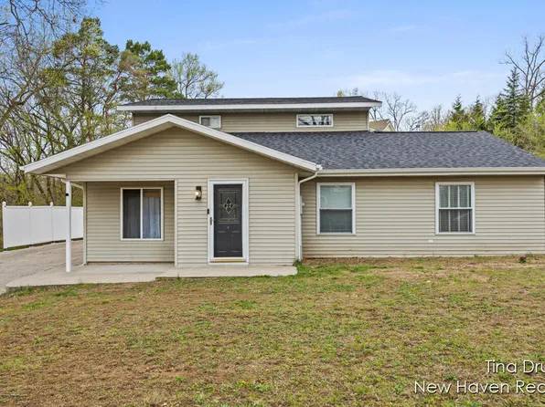 5077 Boyd Ave NE, Grand Rapids, MI 49525