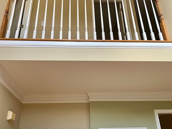 4th image of 1688 Macy Ln
