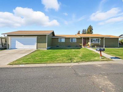 410 Baker Dr, Zillah, WA, 98953