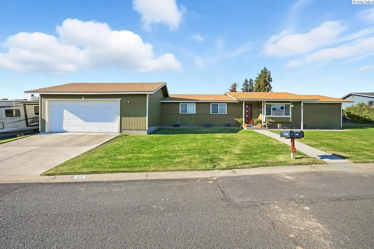 410 Baker Dr photo 1