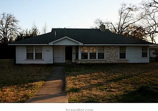 2nd image of 1104 Ashburn Ave