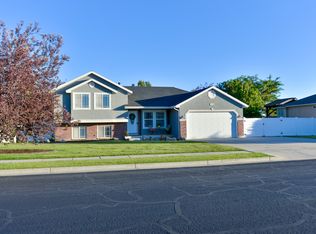 2955 W 3450 N, Farr West, UT 84404