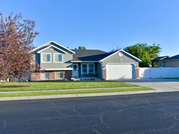 2955 W 3450 N, Farr West, UT 84404