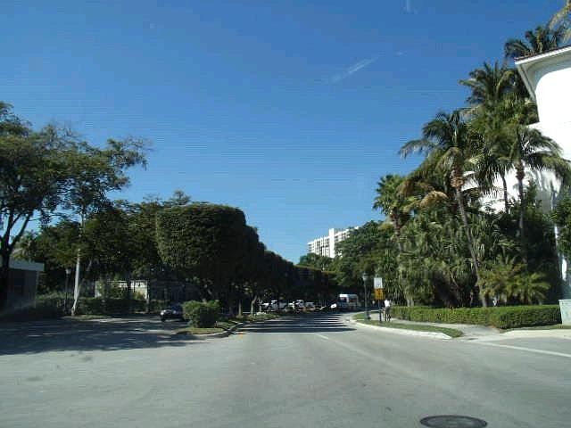 2nd image of 1000 Island Blvd #2608