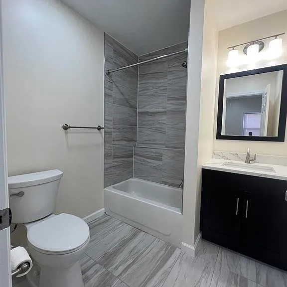 34 Giles Ave #1 — Photo 9