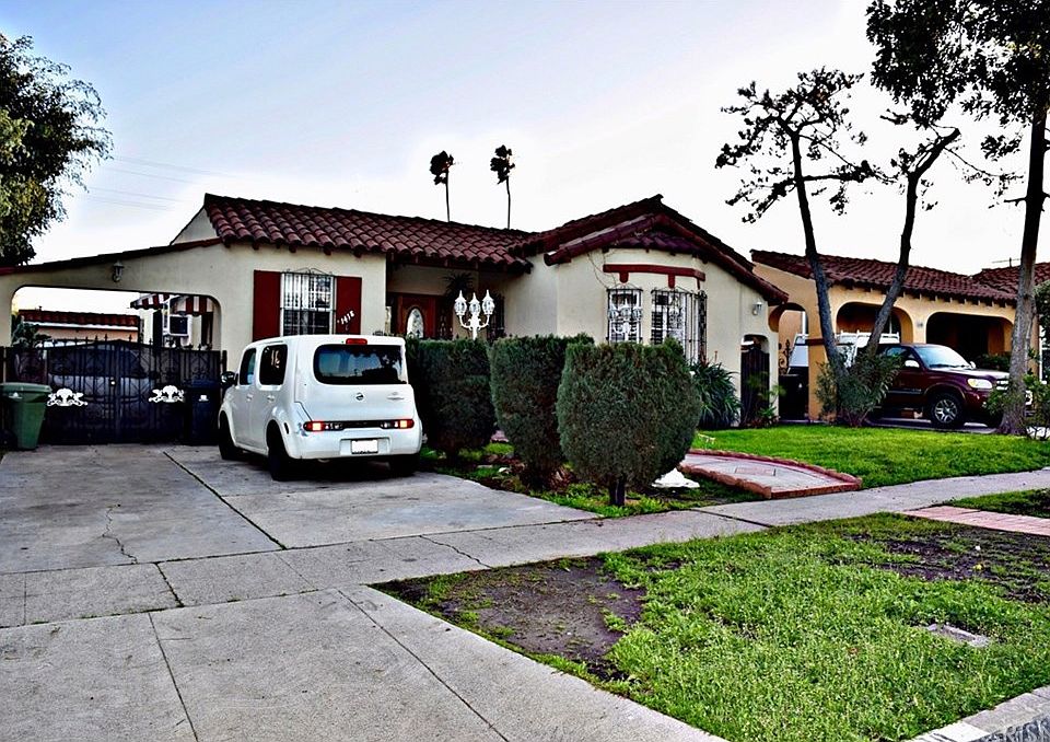 2nd image of 1418 W 92nd St