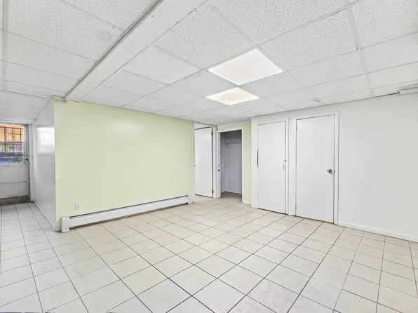 5-39 117th Street image 18 of 28