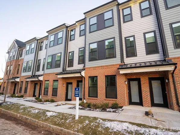 113 Sadie Cir, New Brunswick, NJ