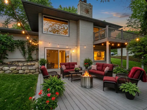 3250 Williams Ln, Mound, MN 55364