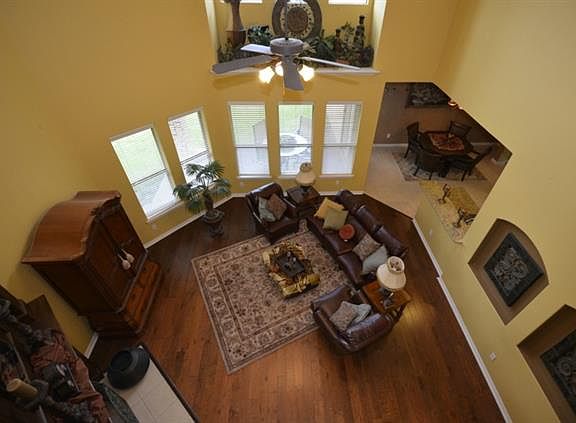 5th image of 6266 Ryeworth Dr